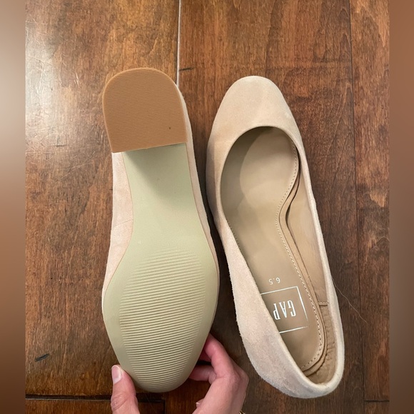 Nude suede block heels - Picture 5 of 6